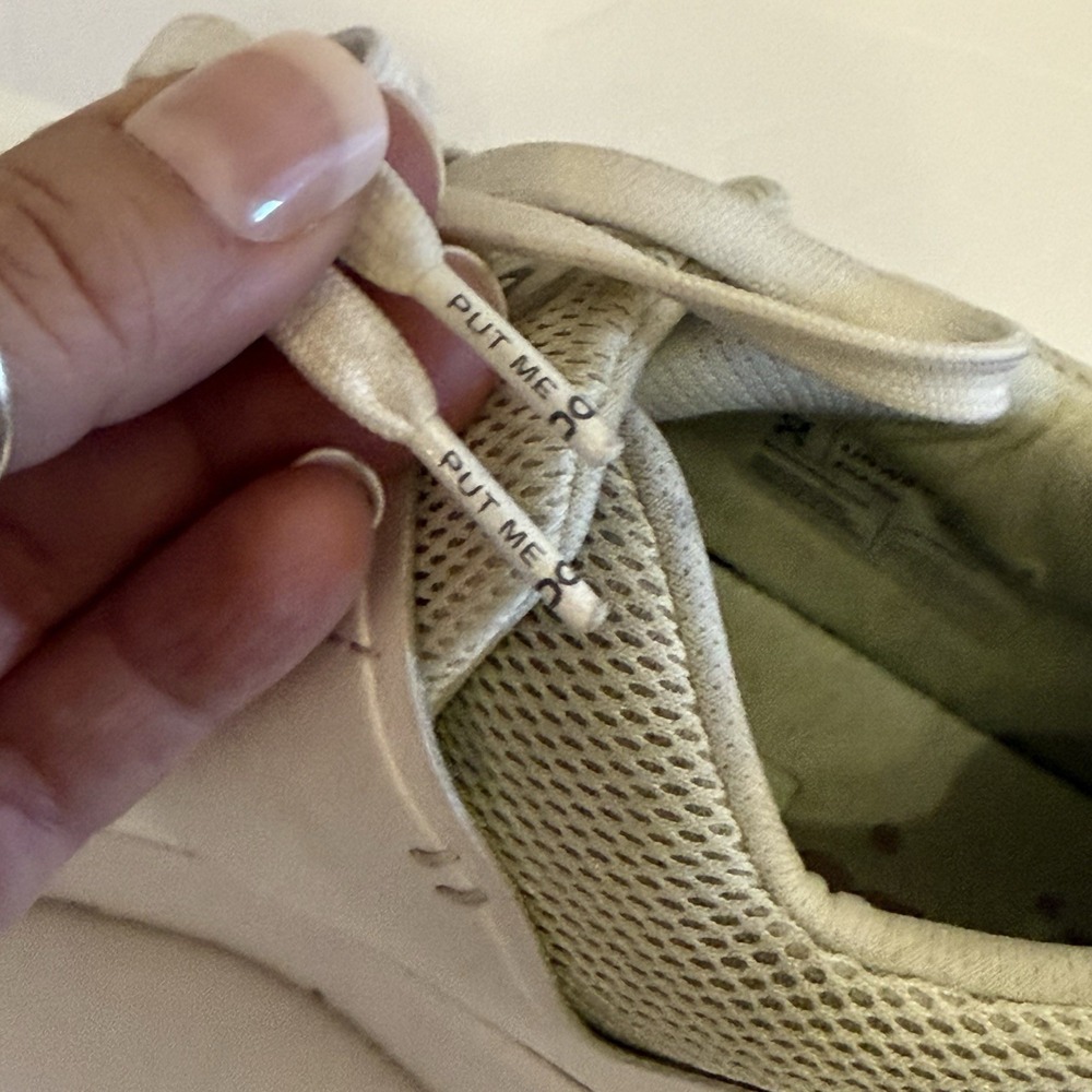 On Cloud The Roger Advantage Sneakers Women's Size 8.5 White & Mauve - Picture 10 of 16